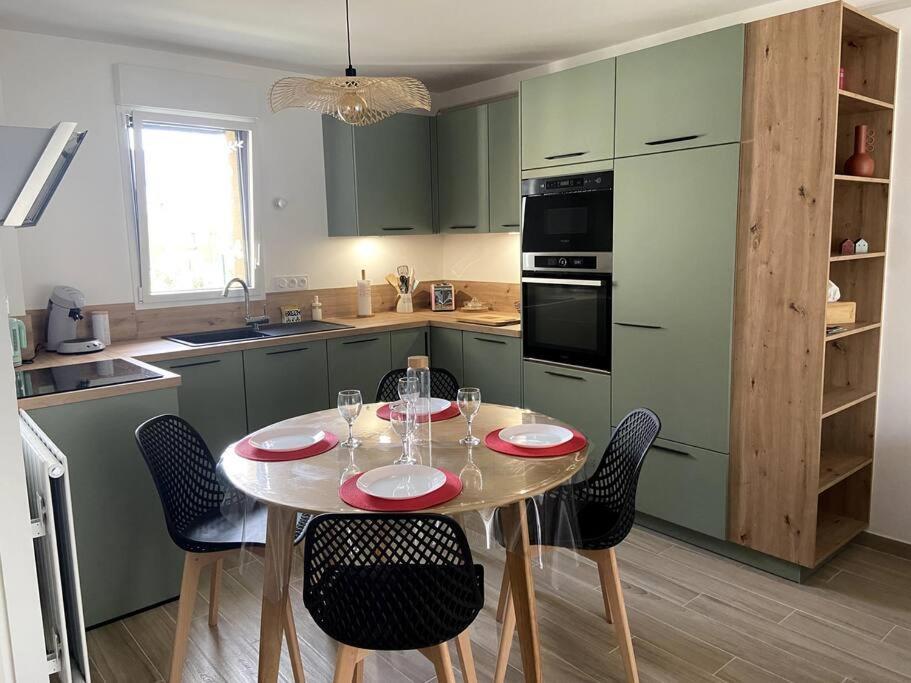 Cancoon - Location Appartement De Vacances كُنْكال المظهر الخارجي الصورة
